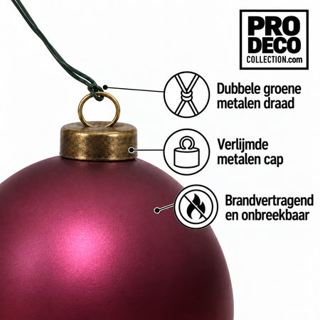 Pro Deco Collection kerstbal robijnrood mat, diameter 10 cm, detail van metalen cap en groene bevestigingsdraad